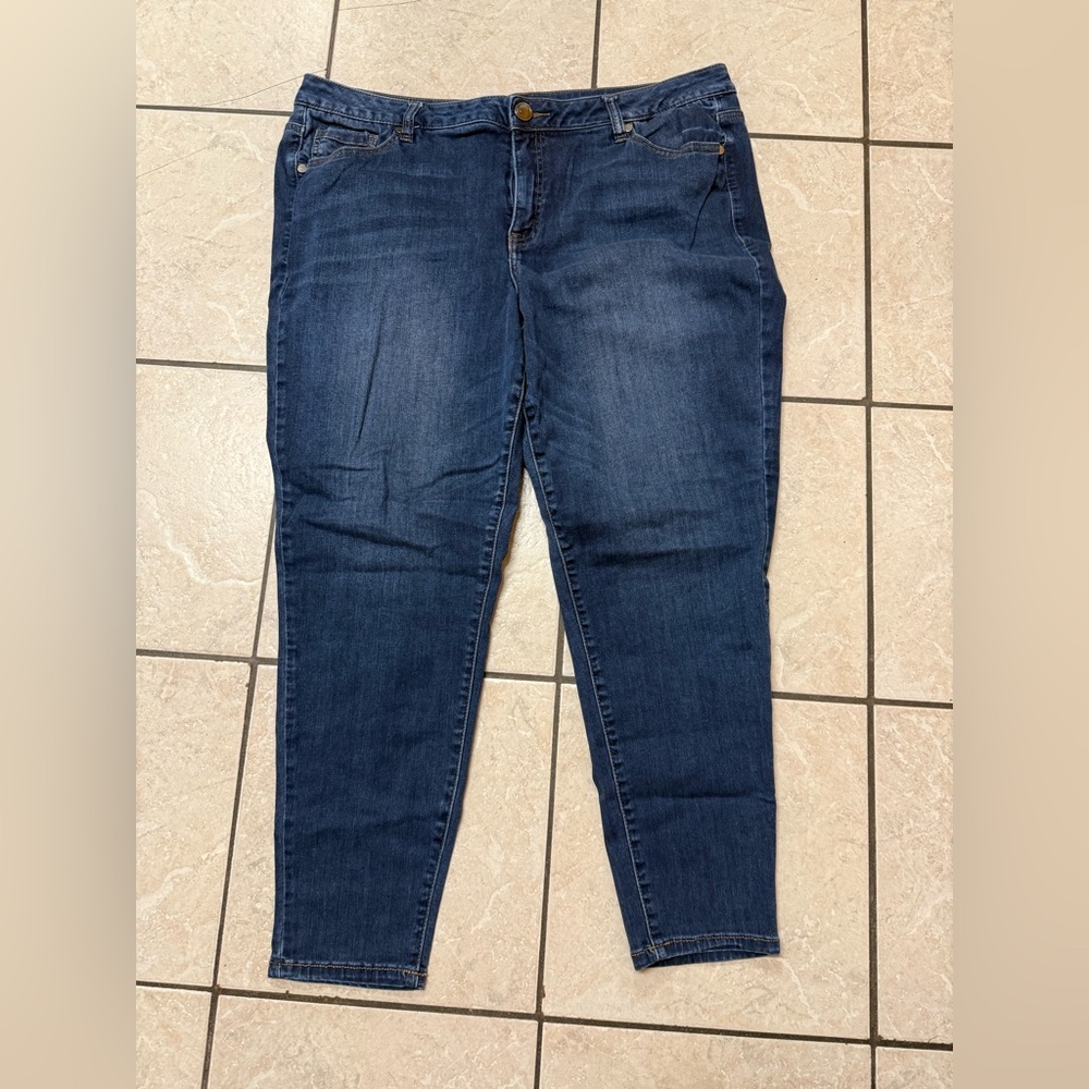 Lane Bryant Women’s Size 20 Dark Wash Super Stretch Ankle Denim Skinny High Rise